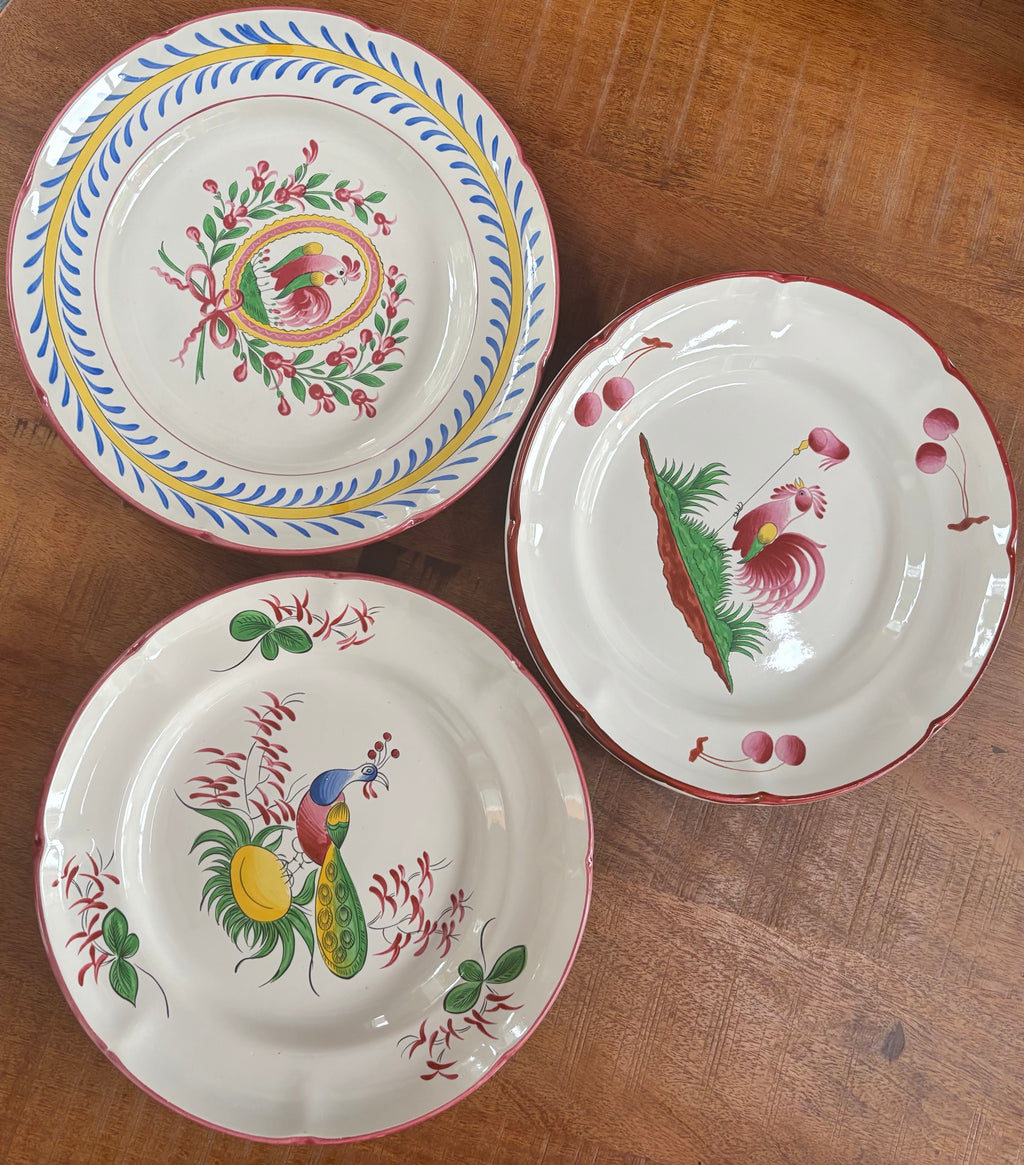 Lot de 3 assiettes anciennes en faïence de Saint-Clément
