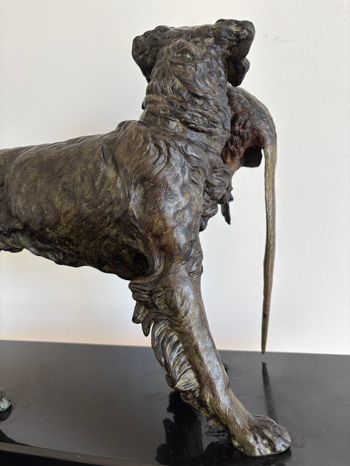 Sculpture « Chien Setter au faisan » d’après J. MOIGNIEZ