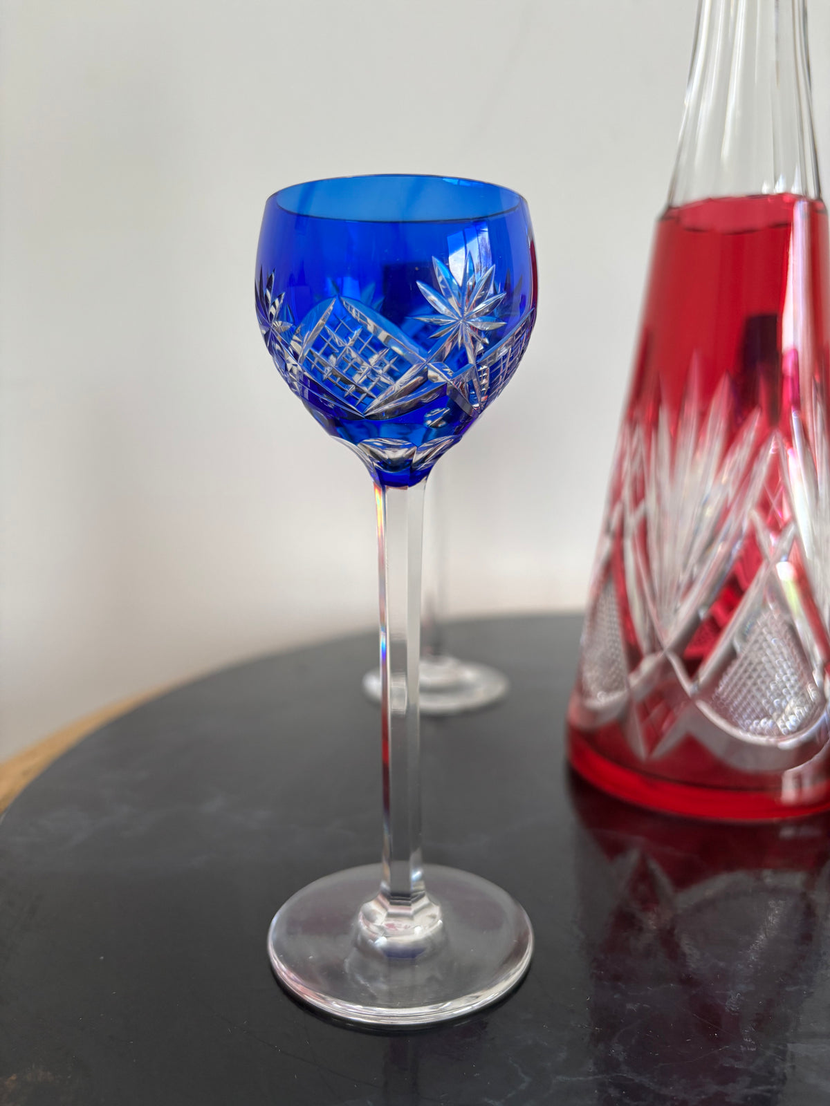 Superbe service à liqueur en cristal doublé et taillé – Val Saint Lambert - Circa 1908.