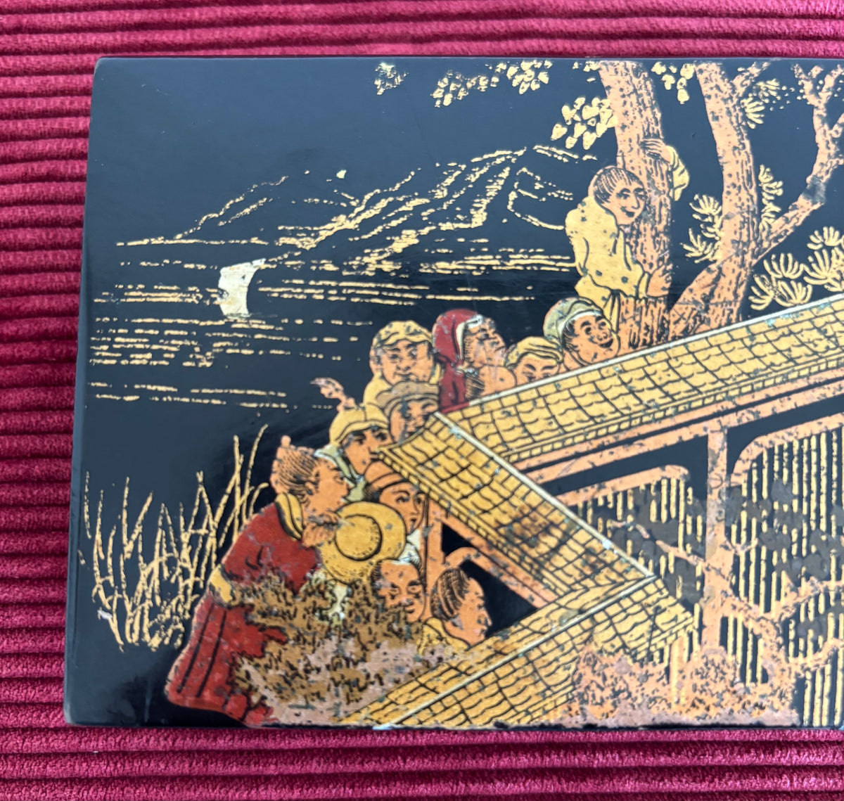 Ancienne boîte en papier mâché laqué - Époque Napoléon III - Décor Japonisant