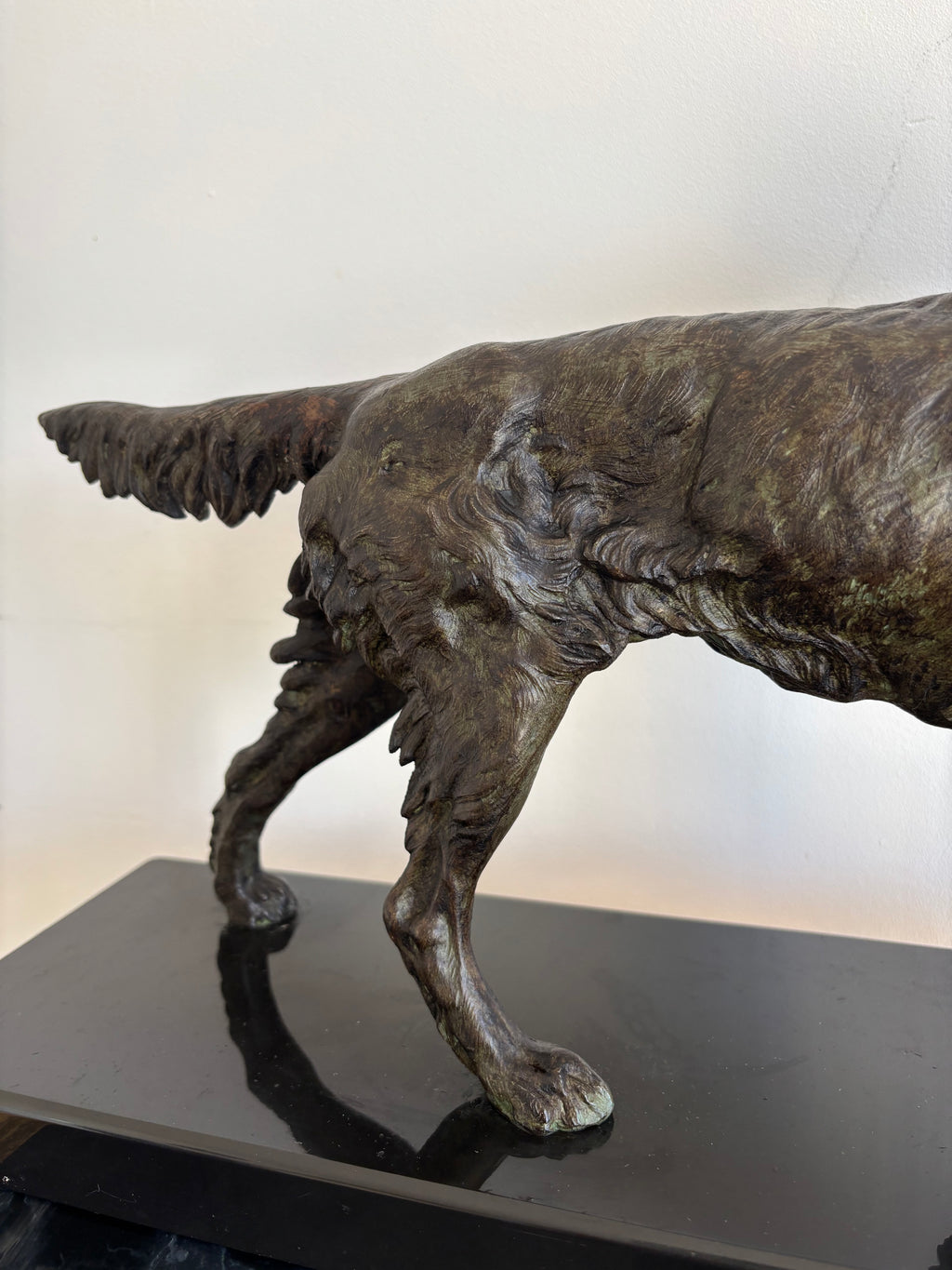 Sculpture « Chien Setter au faisan » d’après J. MOIGNIEZ