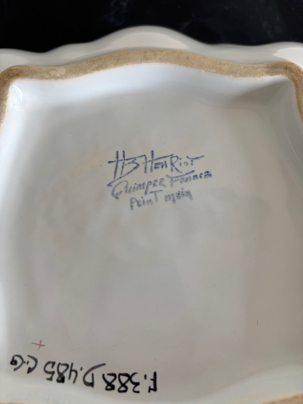 Lot de 3 plats en faïence de Quimper HB Henriot