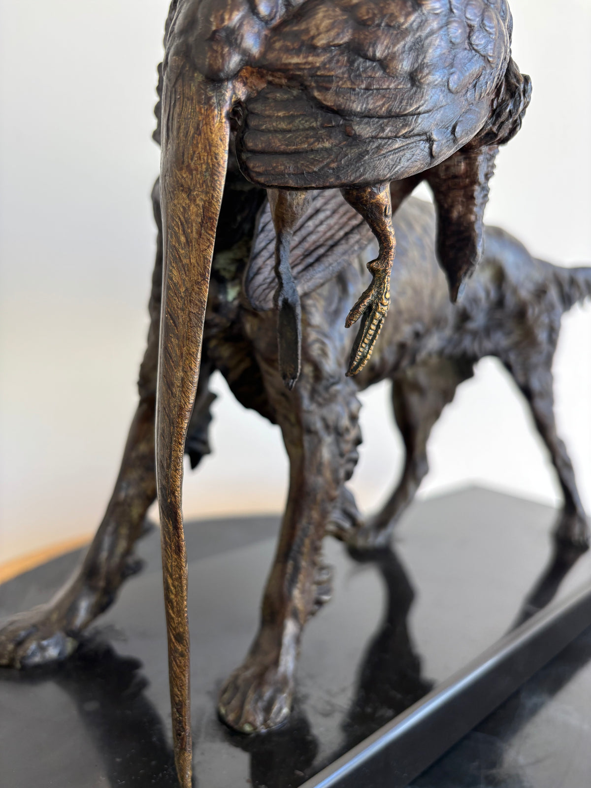 Sculpture « Chien Setter au faisan » d’après J. MOIGNIEZ
