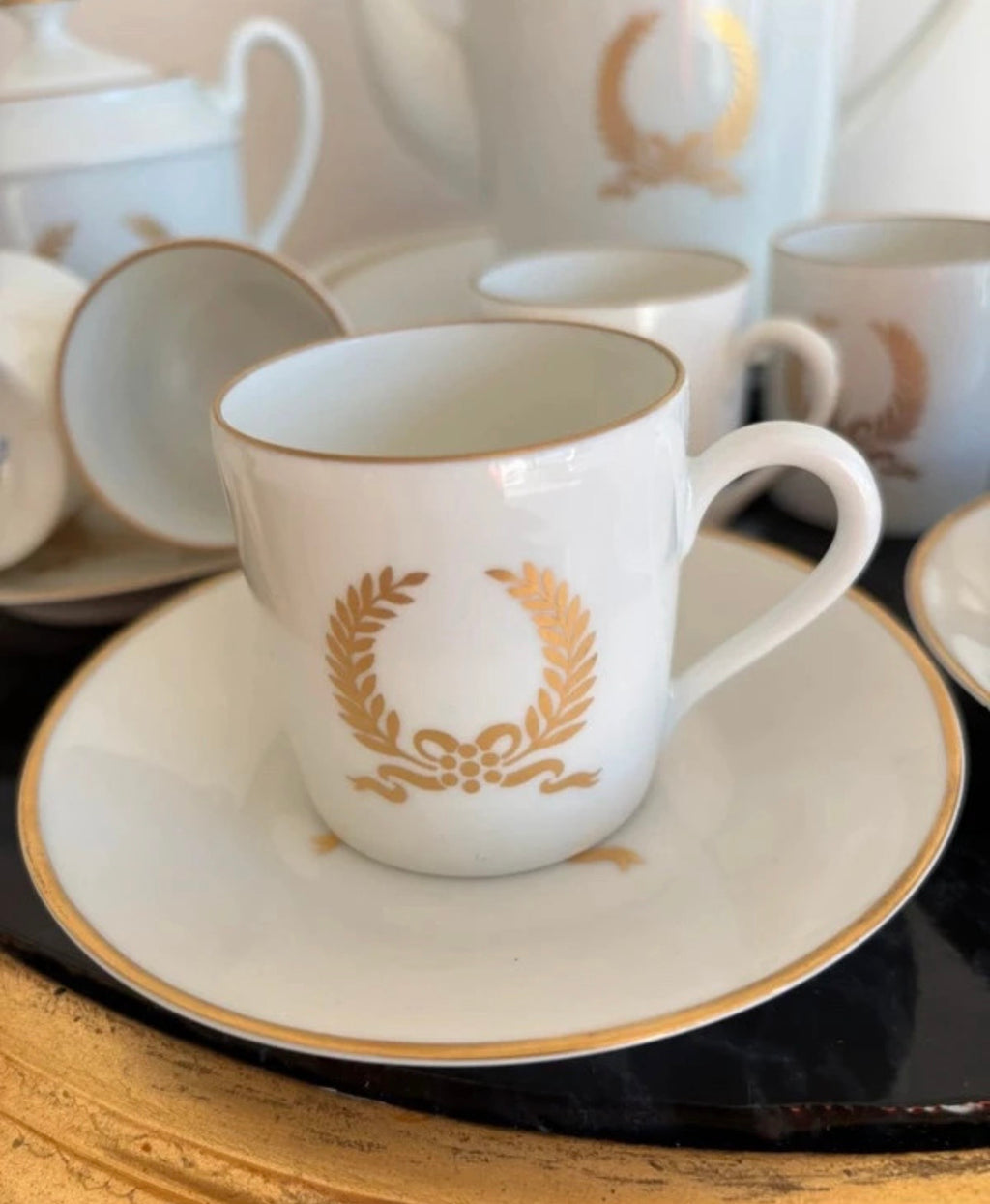 Service à café / thé Giraud Limoges et Porcelaine de Paris, style Empire