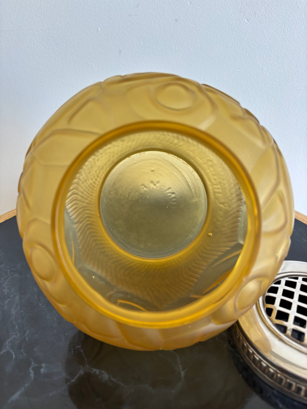 Vase pique fleurs - Art déco - Verreries de Scailmont - Manage - Belgium. Circa 1930