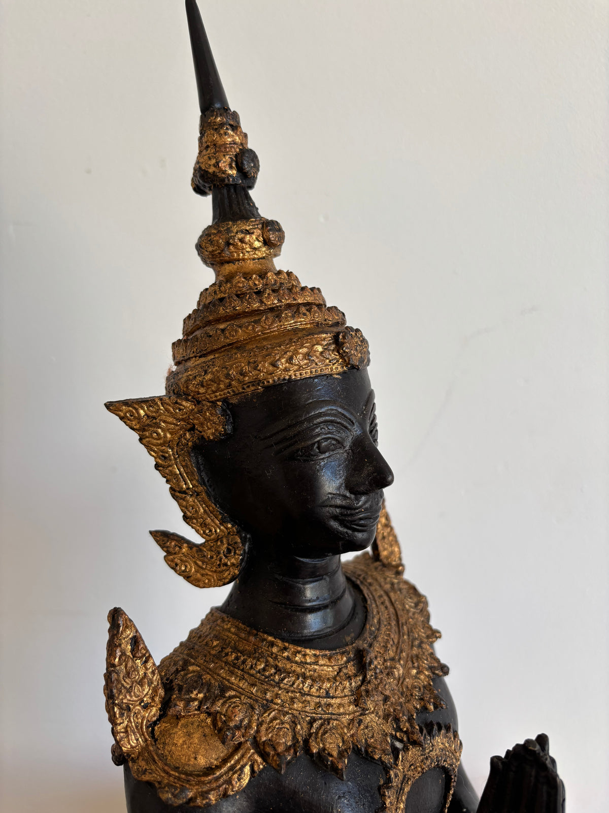 Statue thaïlandaise Ange gardien Teppanom en bronze – vue 5
