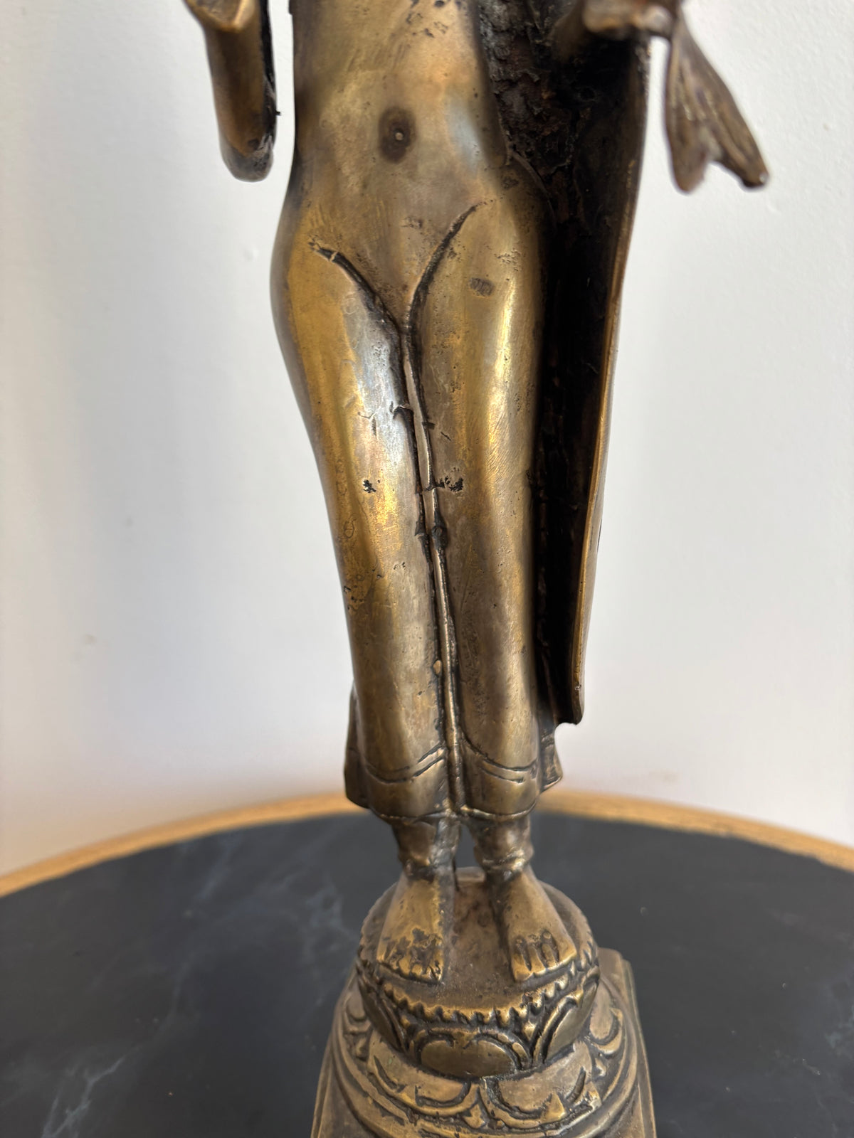 Statue de Bouddha debout en bronze, Asie du Sud-Est – vue 6