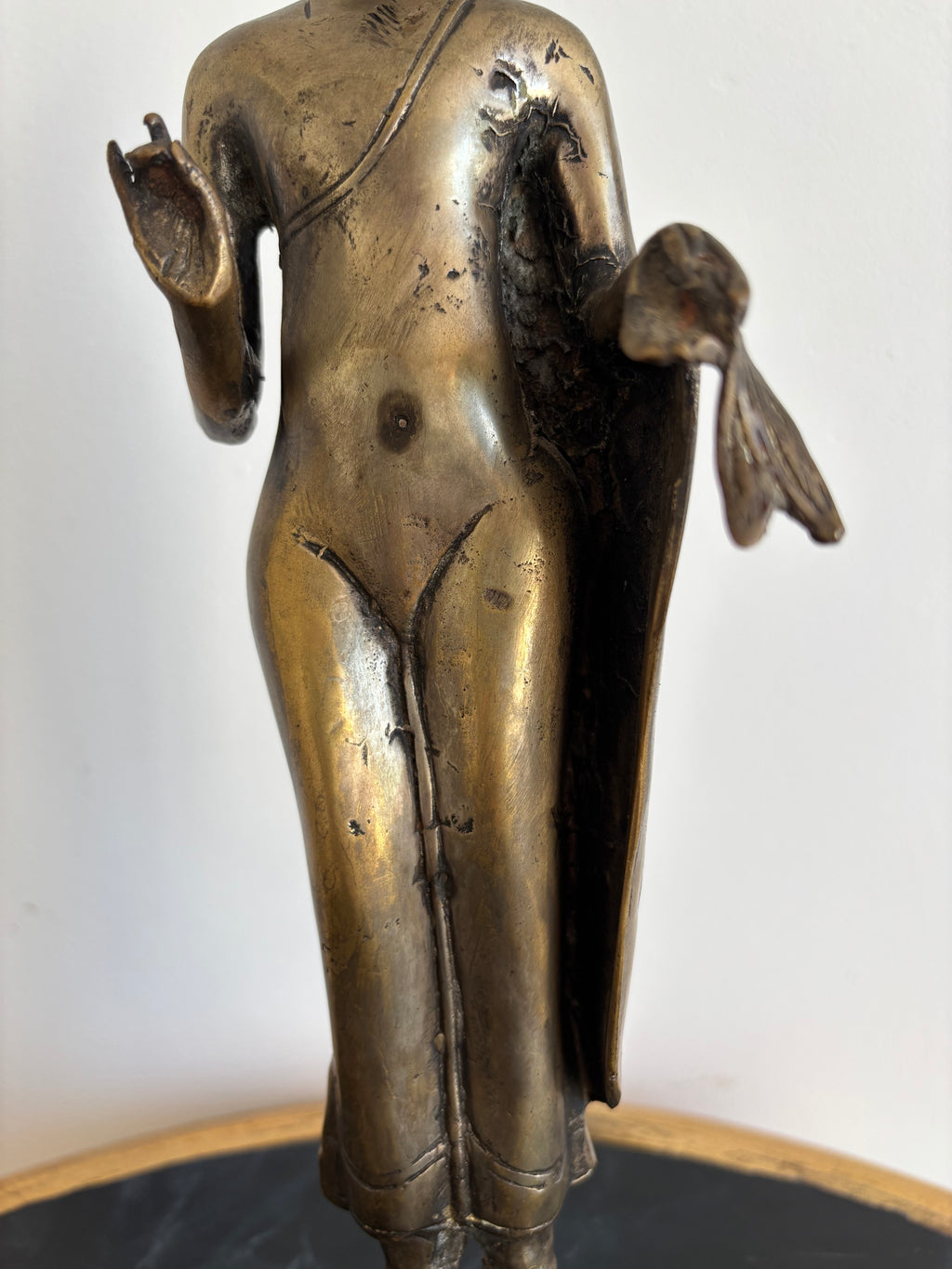 Statue de Bouddha debout en bronze, Asie du Sud-Est – vue 7
