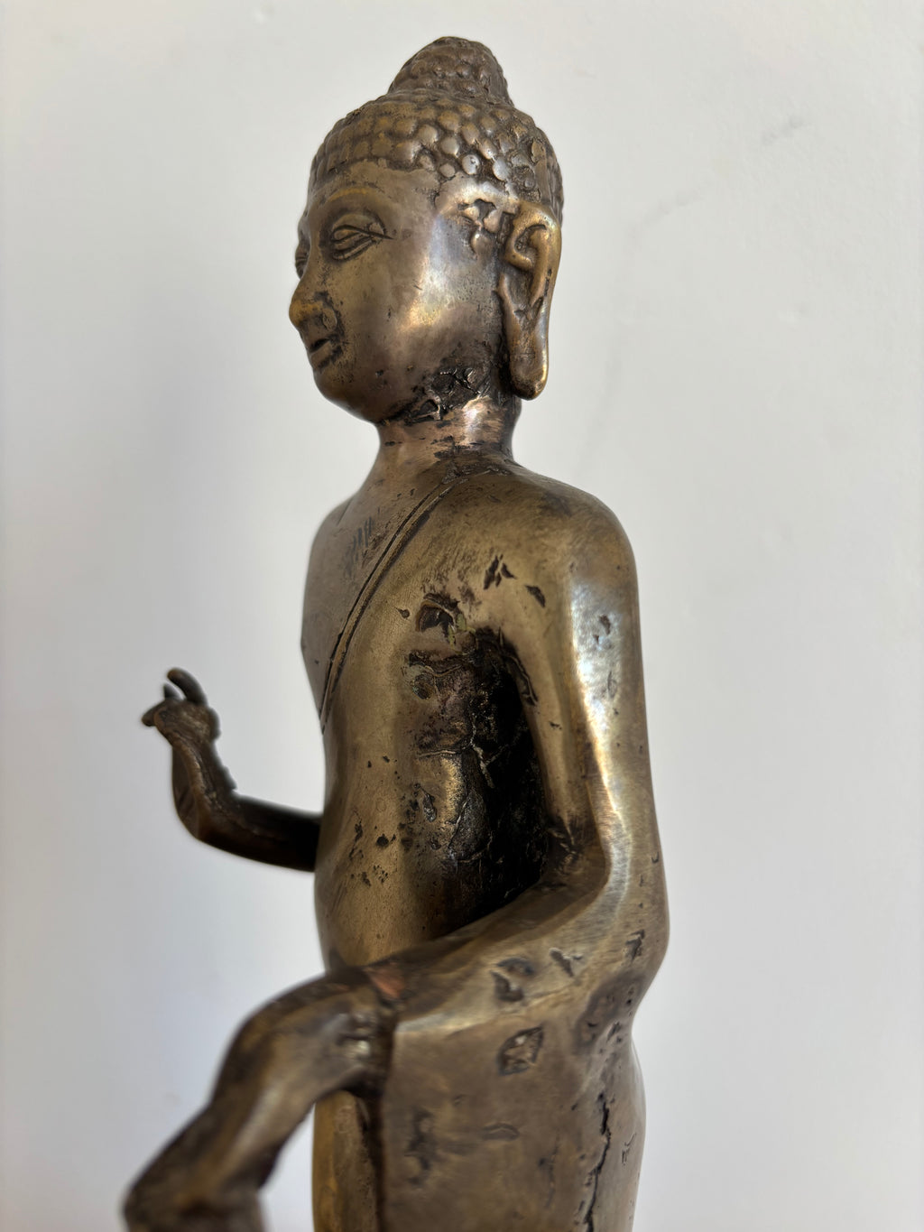 Statue de Bouddha debout en bronze, Asie du Sud-Est – vue 11